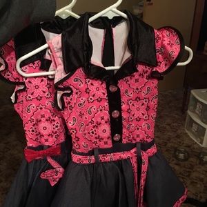 2 szIC KIDS WESTERN DANCE COSTUMES